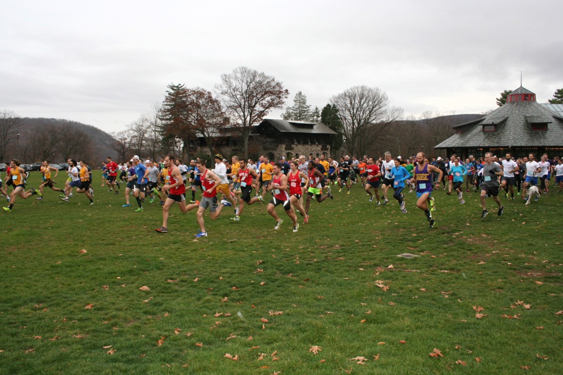 Start of the 2015 Alumni Run